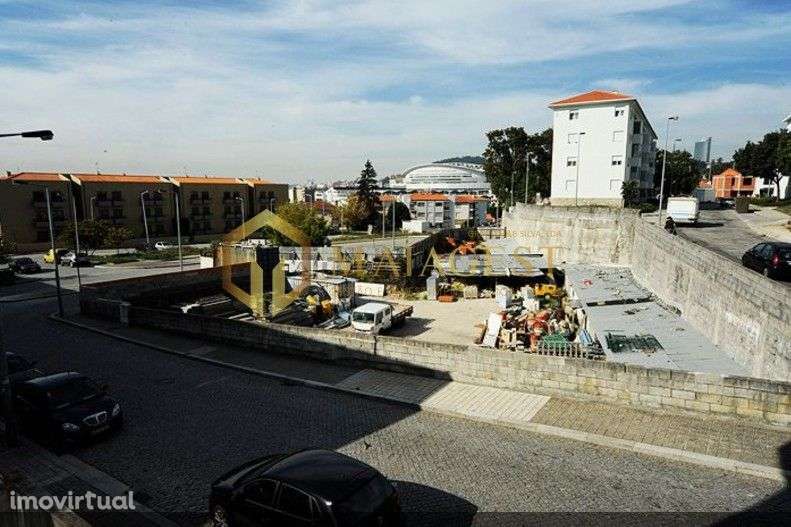 Terrenos no centro Porto para construção em altura - Grande imagem: 3/7