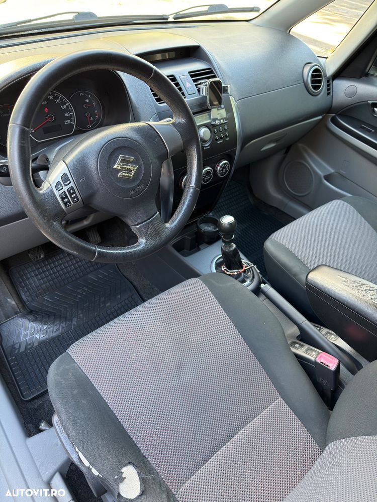 Suzuki SX4 1.6L 4WD GS - 9