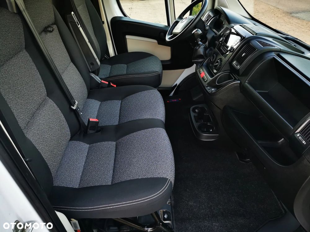 Fiat Ducato DoKa 2.3 130, 7-osób, Super Stan! - 17