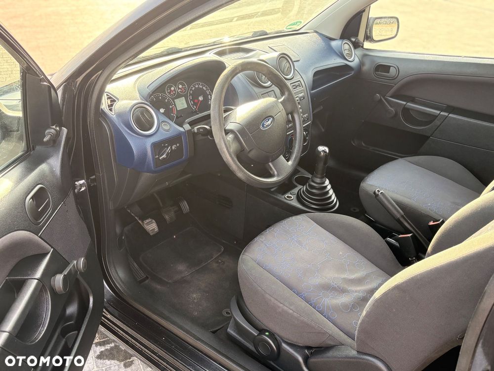 Ford Fiesta 1.3 - 8