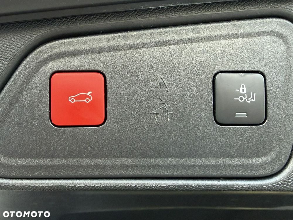 Peugeot 3008 BlueHDi 130 Stop & Start EAT8 Allure Pack - 39