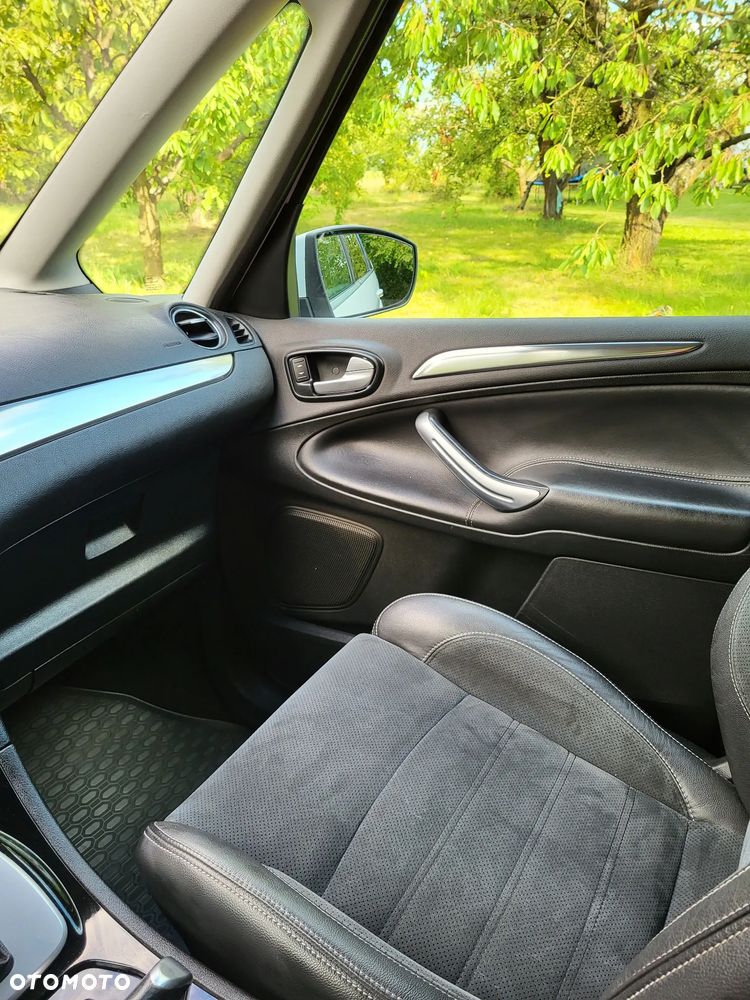 Ford Galaxy 2.0 TDCi Titanium - 13