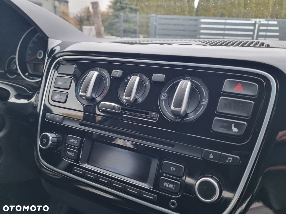 Volkswagen up! ASG move - 26