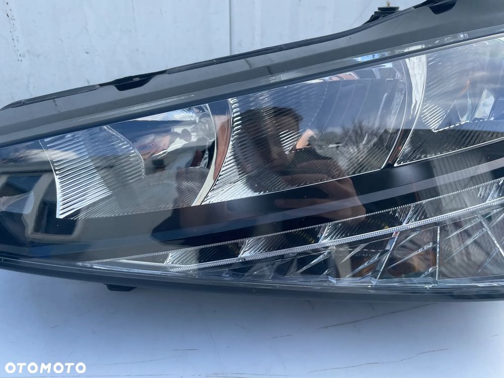 LAMPA LEWY PRZÓD SKODA SCALA 657941015 - 3
