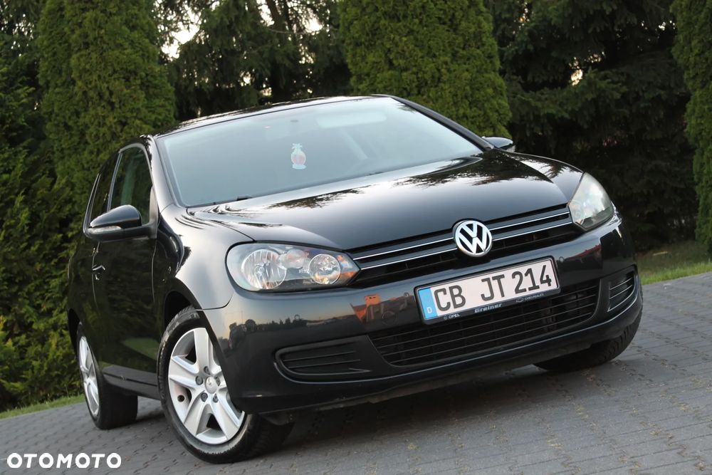 Volkswagen Golf - 8