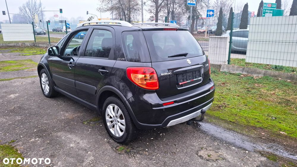 Suzuki SX4 1.6 VVT 4x2 Style - 12