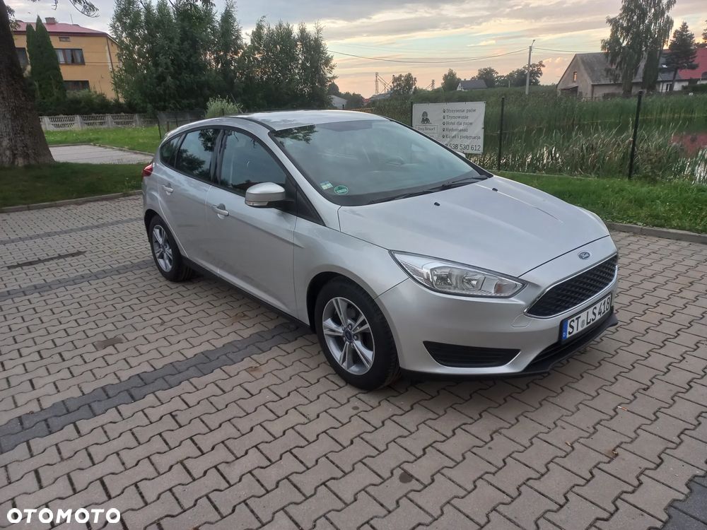 Ford Focus 1.6 TI-VCT Ambiente - 1