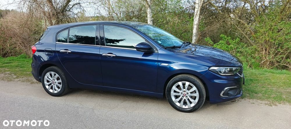 Fiat Tipo 1.4 16v Lounge EU6d - 2