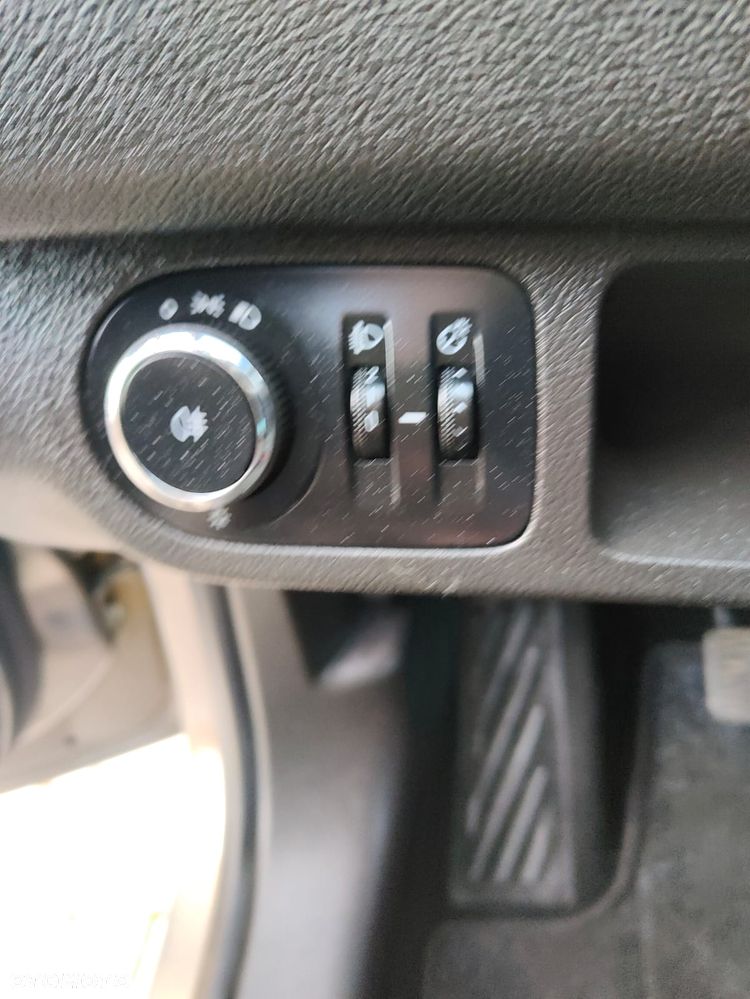 Opel Meriva 1.4 T Cosmo - 27