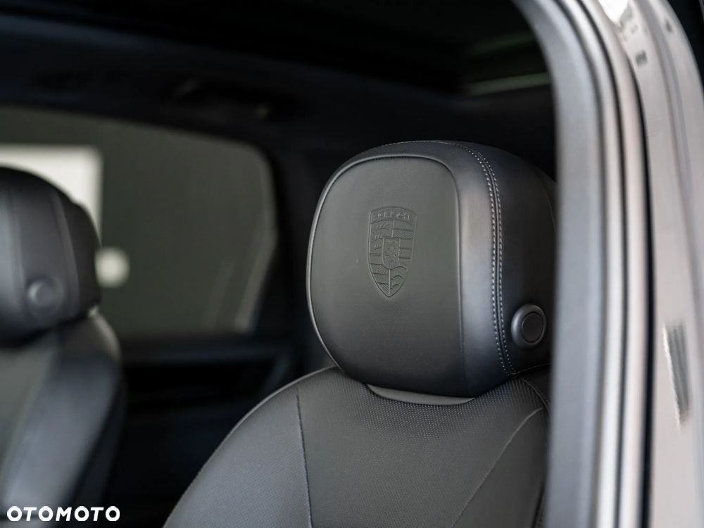 Porsche Cayenne Black Edition - 13