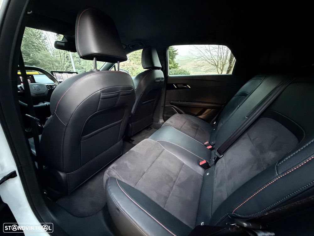 MG MG4 64 kWh XPower Luxury - 25