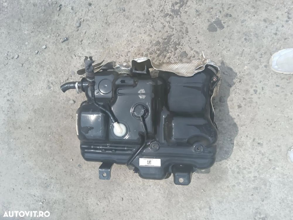 REZERVOR ADBLUE COMPLET CU POMPA RENAULT MASTER 3 OPEL MOVANO 2.3 DCI 172A22038R