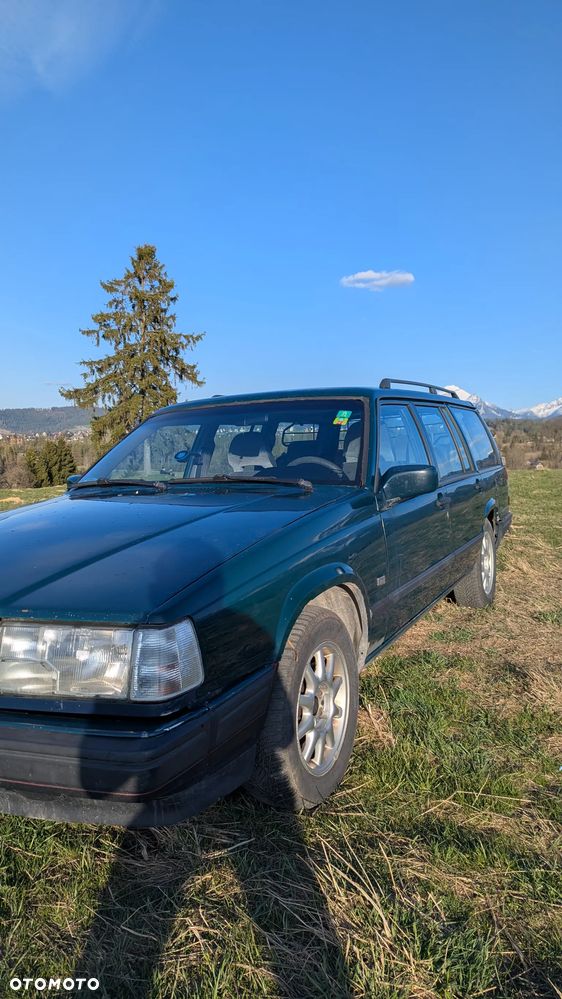 Volvo 945 - 2