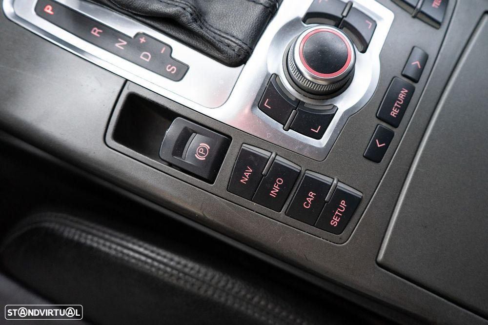 Audi A6 3.0 TDI V6 quattro Exclusive Tiptronic - 28