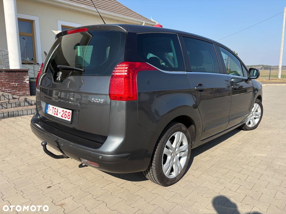 Peugeot 5008 HDI FAP 110 Premium - 4