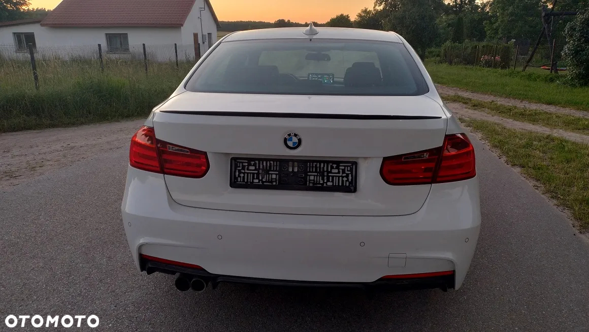 BMW Seria 3 316d M Sport Shadow - 10