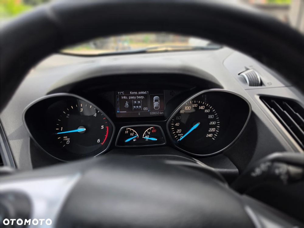 Ford Kuga - 22