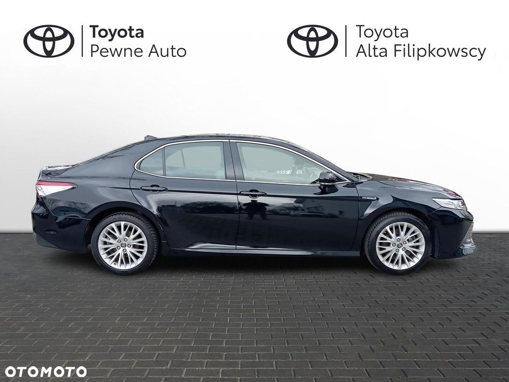 Toyota Camry 2.5 Hybrid Executive CVT - 6