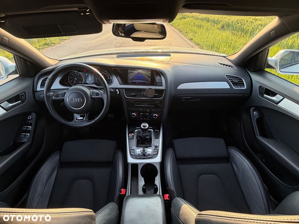 Audi A4 Avant 2.0 TFSI quattro S line Sportpaket - 25