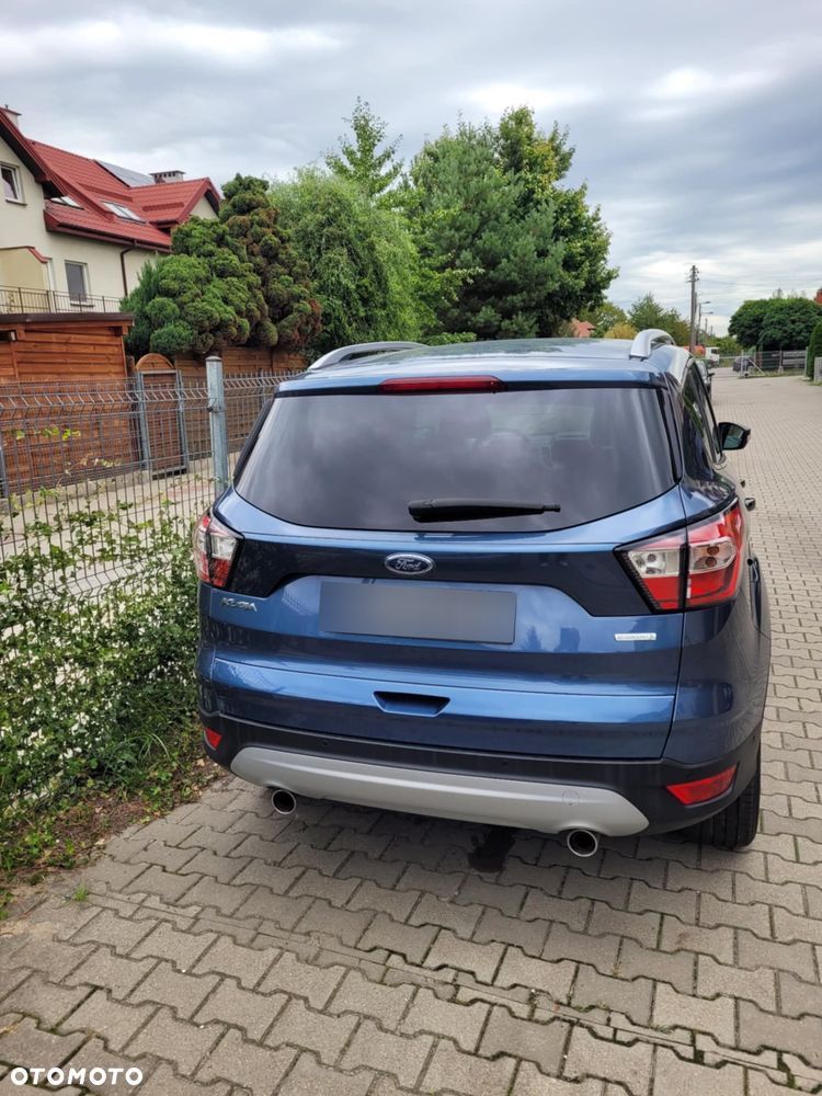 Ford Kuga 1.5 EcoBoost FWD Edition ASS MMT6 - 3