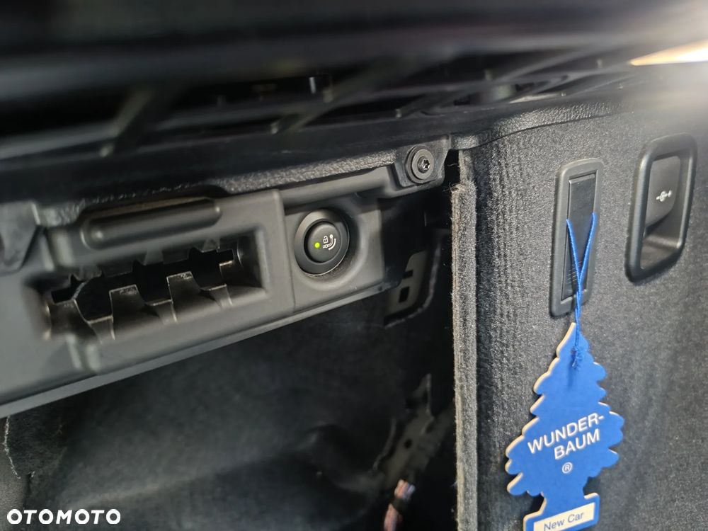 BMW 3GT 318d Advantage - 24