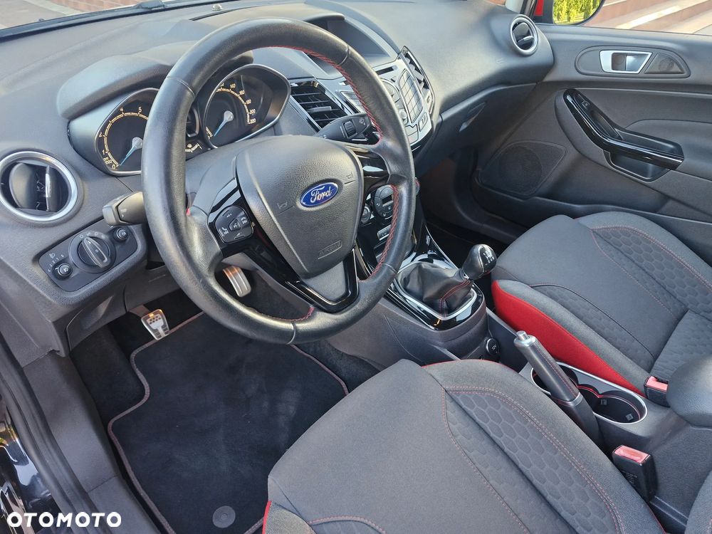 Ford Fiesta 1.0 EcoBoost STart-Stop ST-LINE - 16