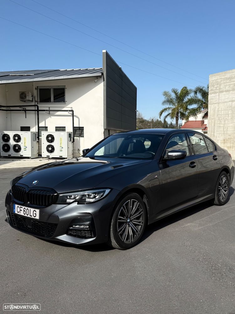 BMW 330 e Aut. M Sport - 4