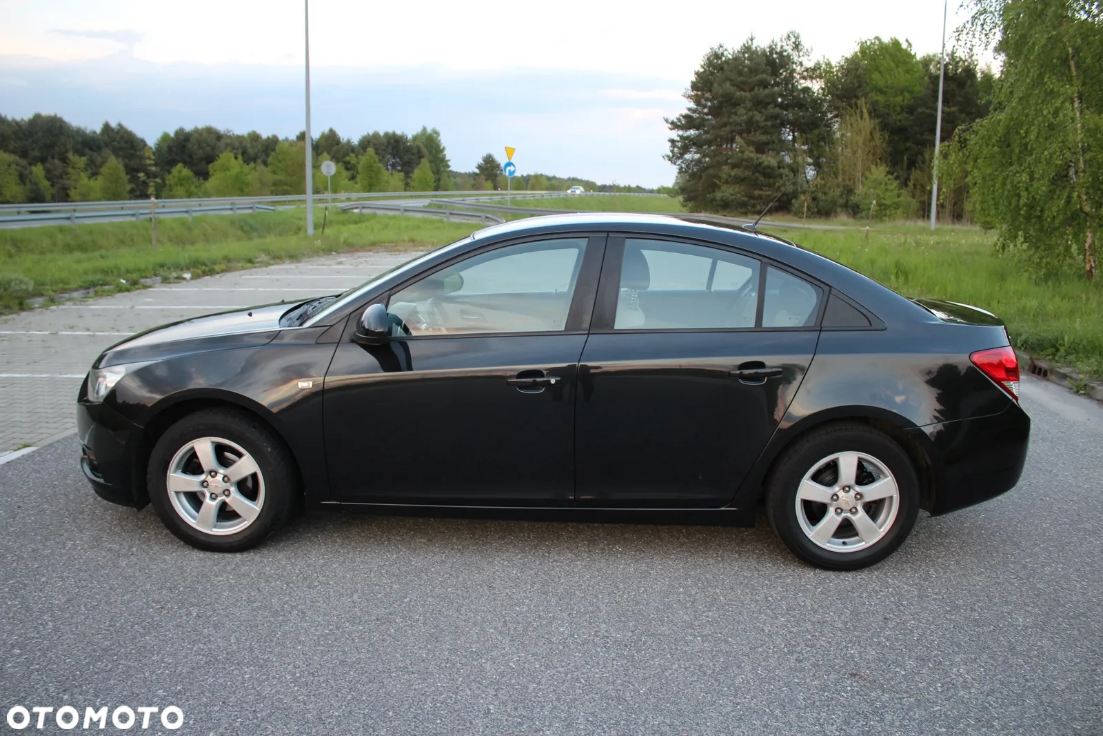 Chevrolet Cruze 1.6 LS - 18