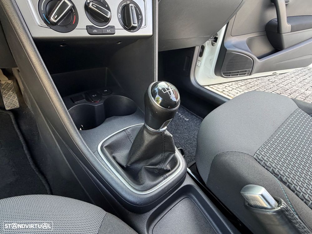 VW Polo 1.4 TDi BlueMotion - 14