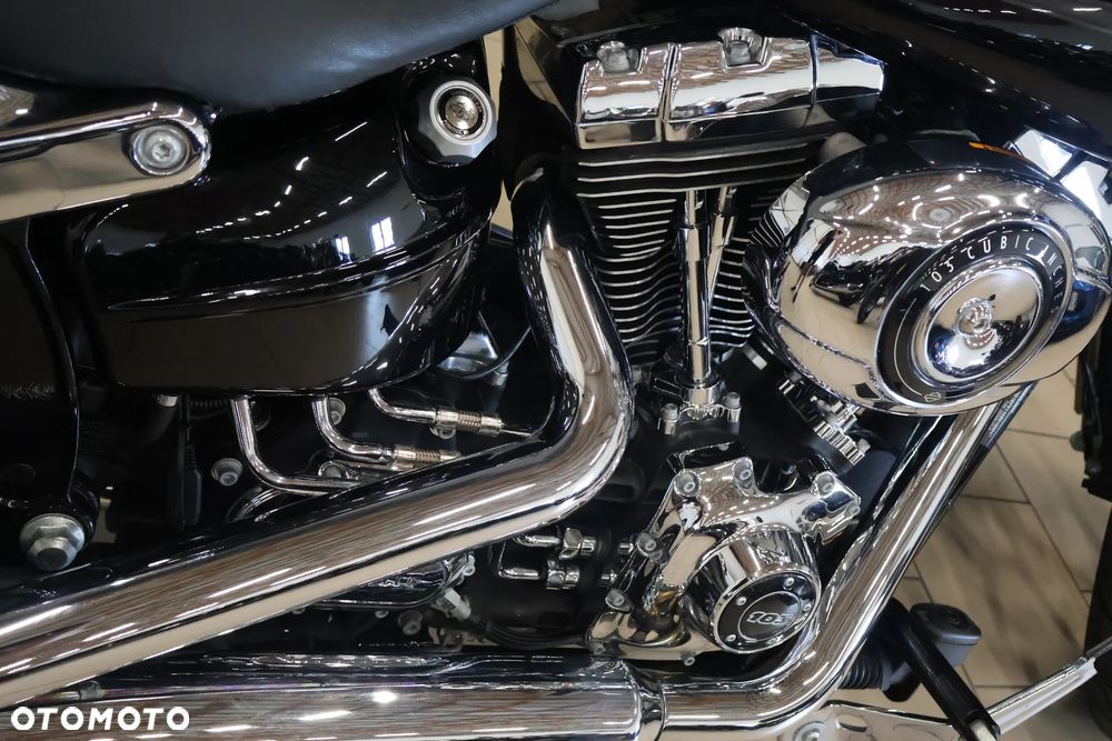 Harley-Davidson FXSB Breakout - 18