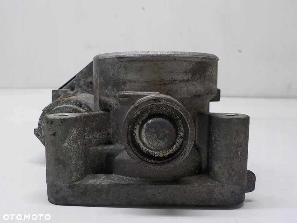 FORD FOCUS II 2.0 16V PRZEPUSTNICA 4M5G-FA - 4