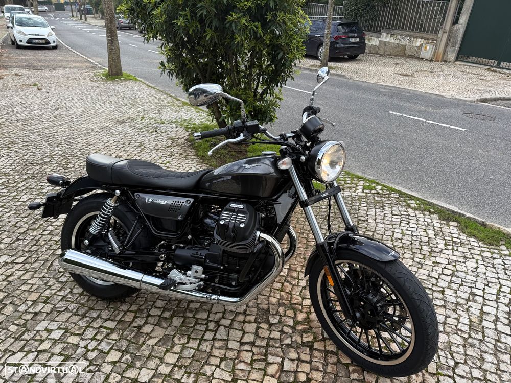 Moto Guzzi V9 Roamer - 3