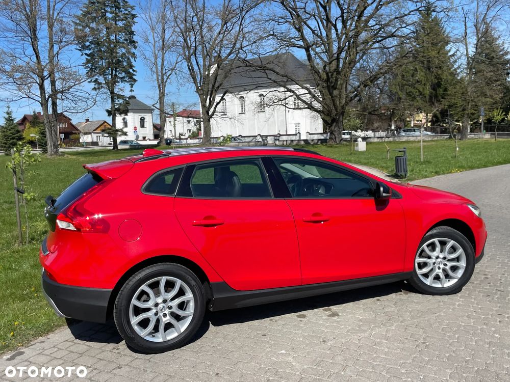 Volvo V40 Cross Country D3 Momentum - 14