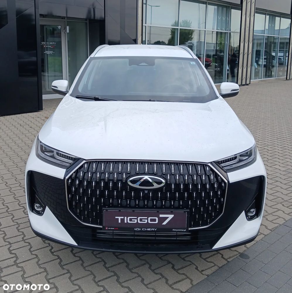Chery Tiggo 7 1.6 T-GDI Essential DCT - 9