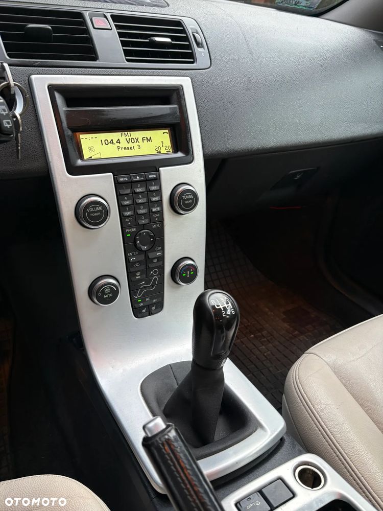 Volvo V50 D2 - 7