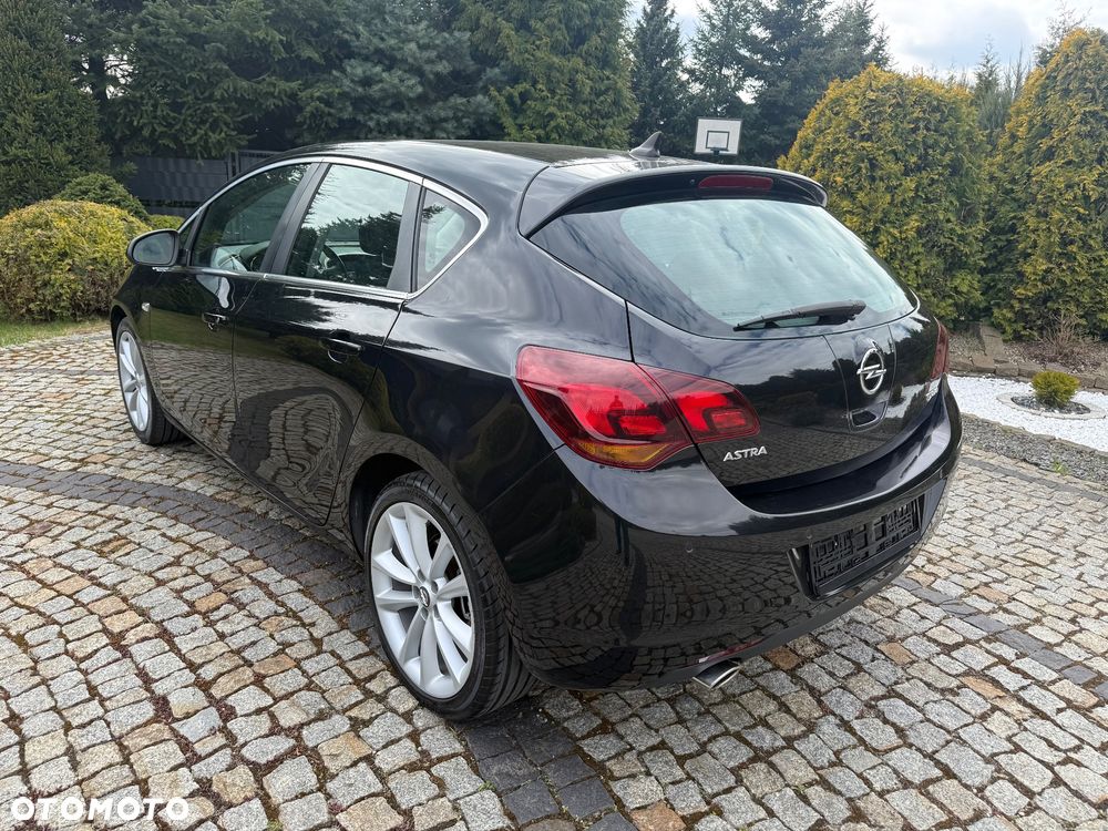 Opel Astra 1.4 T Sport - 17