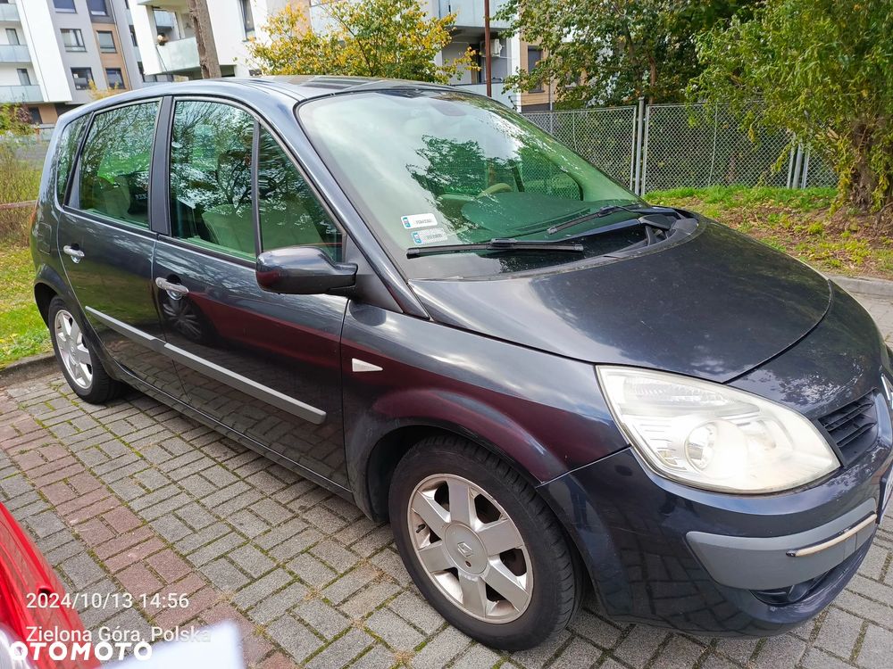 Renault Scenic 2.0 16V Emotion - 1