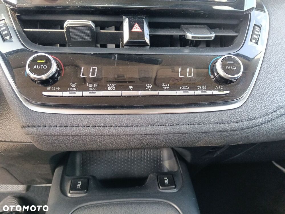 Toyota Corolla 1.8 Hybrid Comfort - 21