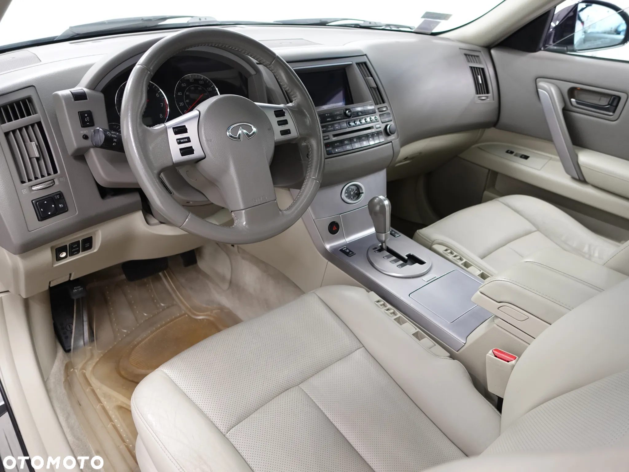 Infiniti FX FX35 - 21