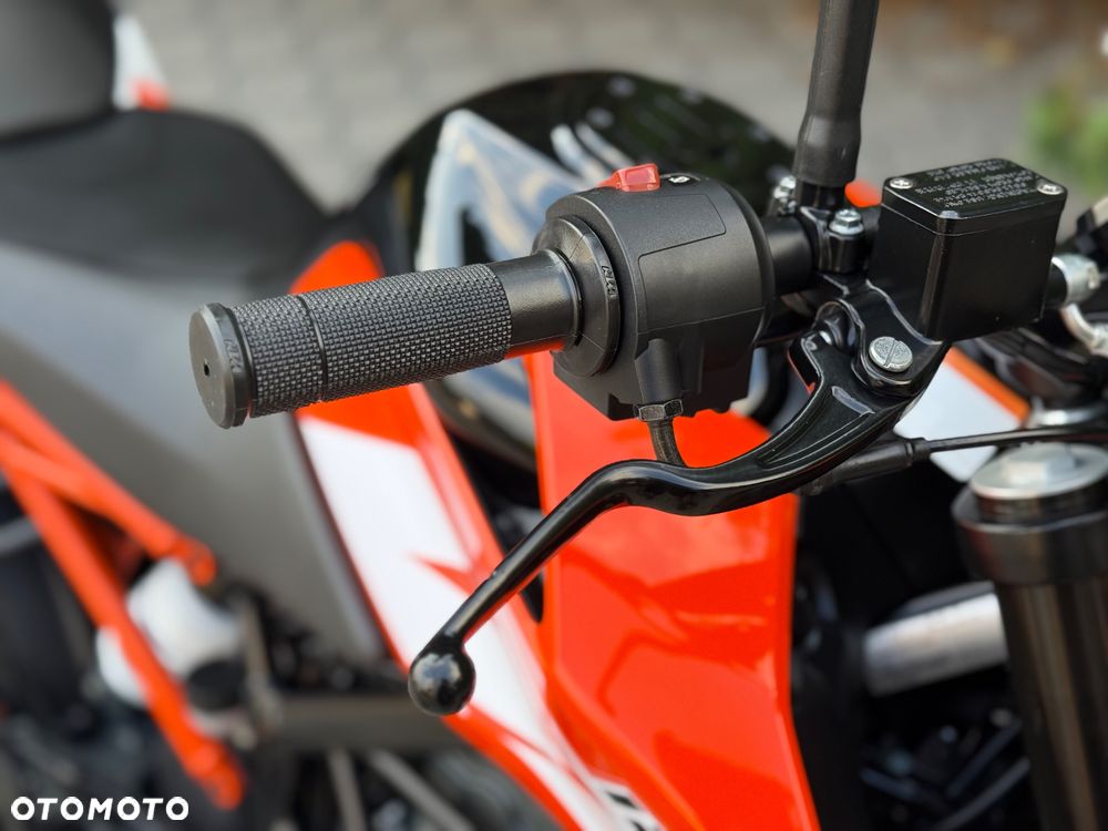 KTM Duke - 13