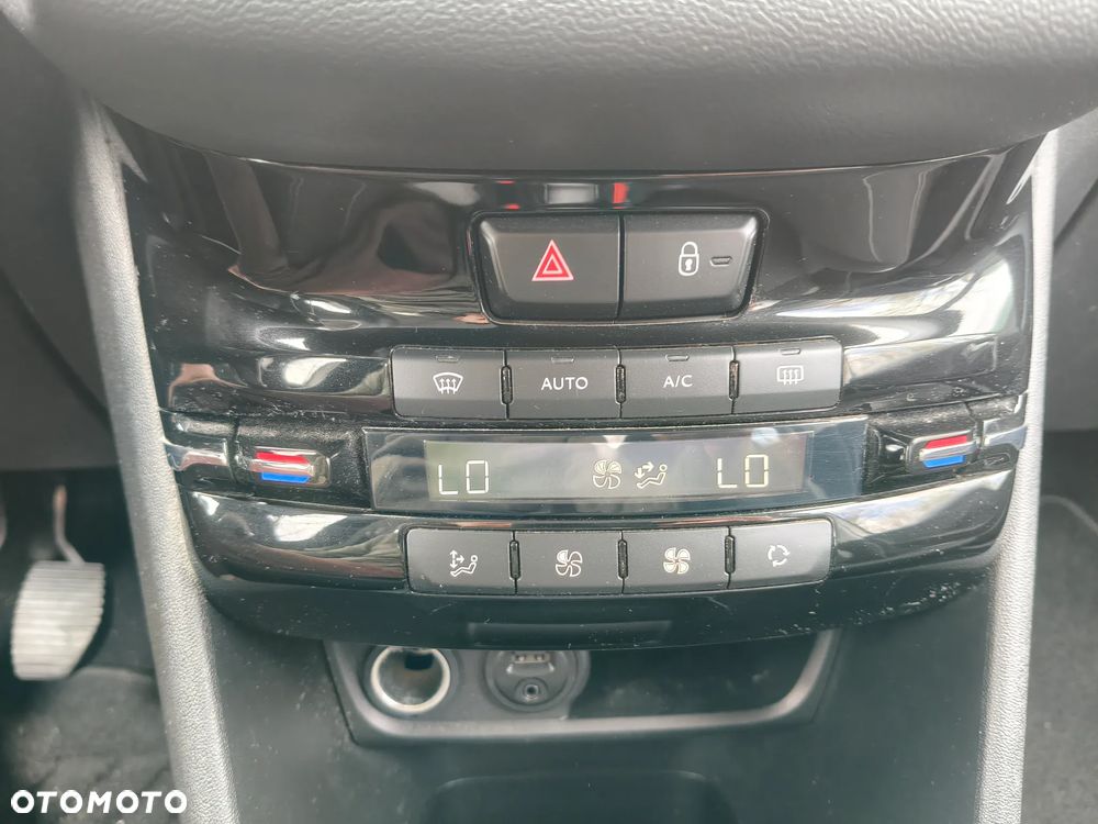 Peugeot 208 Blue-HDi 100 Stop&Start Active - 17