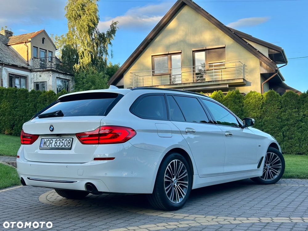 BMW Seria 5 520d Sport Line sport - 4