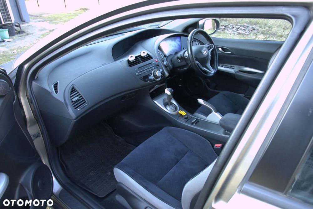 Honda Civic 1.8 Executive - 5