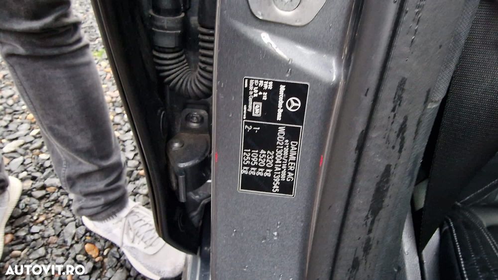 Mercedes-Benz E 220 d 4Matic 9G-TRONIC Avantgarde - 14