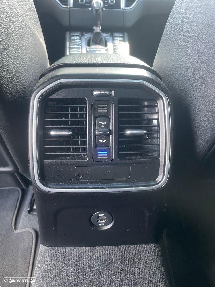 Porsche Macan 2.0T - 21
