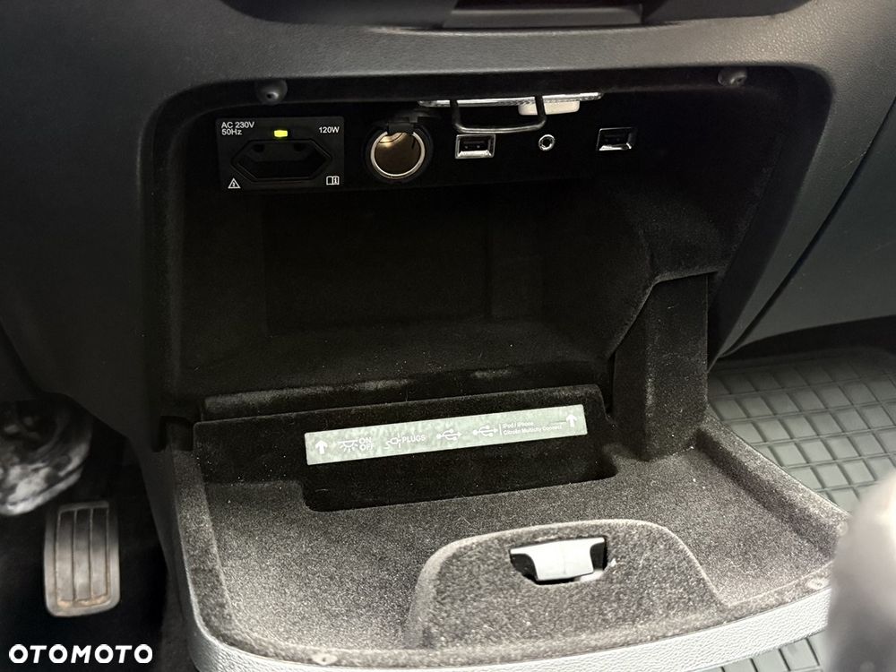 Citroën C4 Picasso THP 155 Exclusive - 23