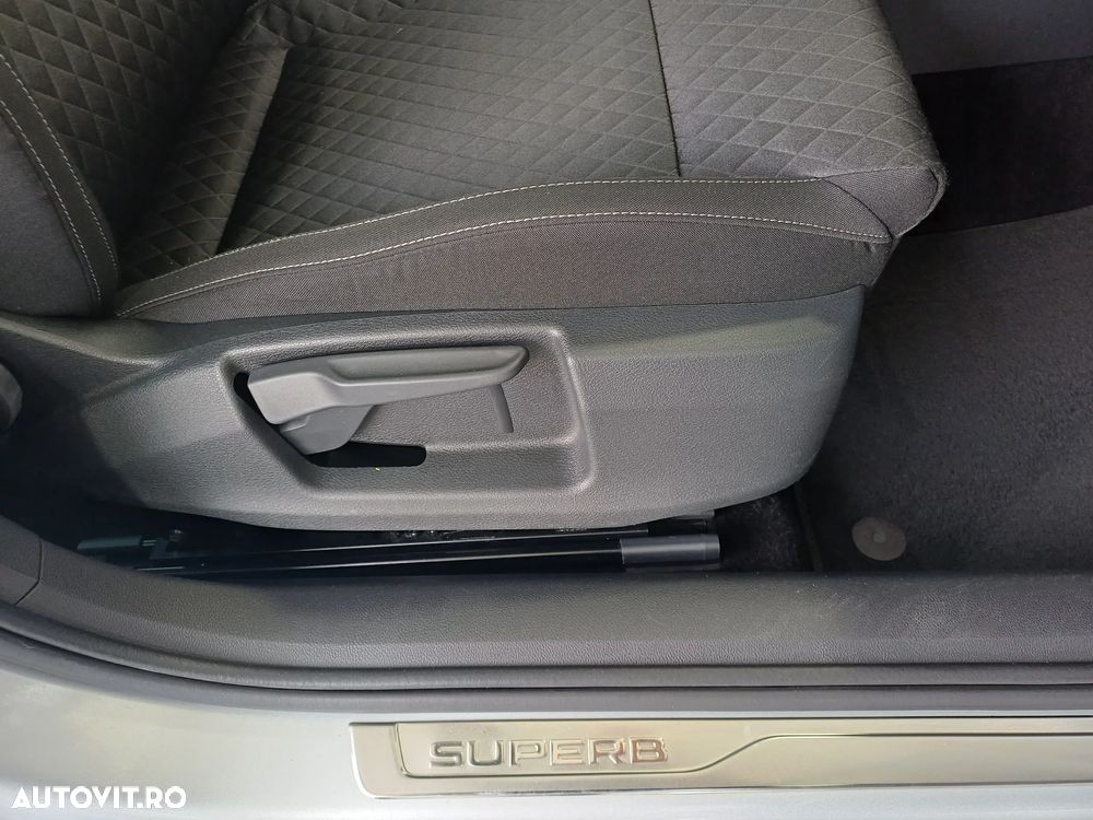 Skoda Superb 1.5 TSI DSG Ambition - 29