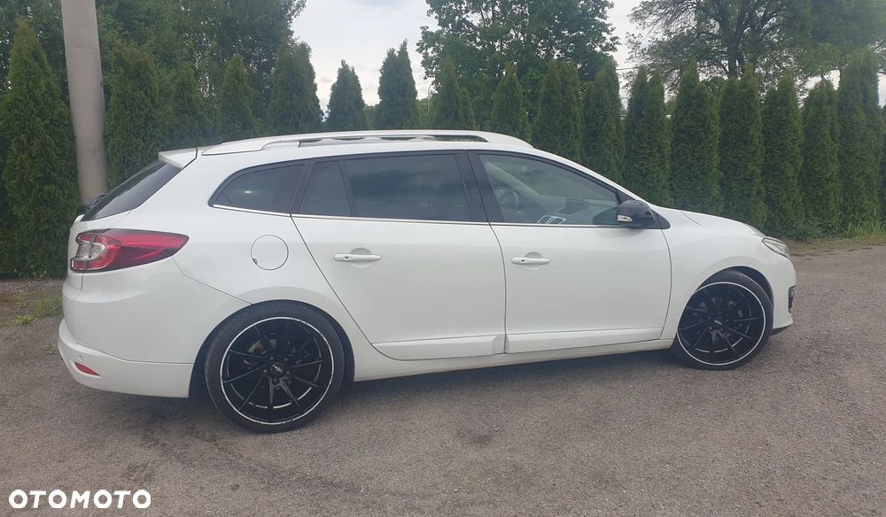 Renault Megane TCe 130 EDC Bose Edition - 4