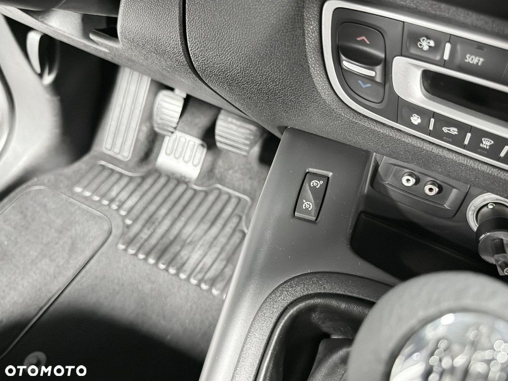 Renault Grand Scenic dCi 130 FAP Dynamique - 21