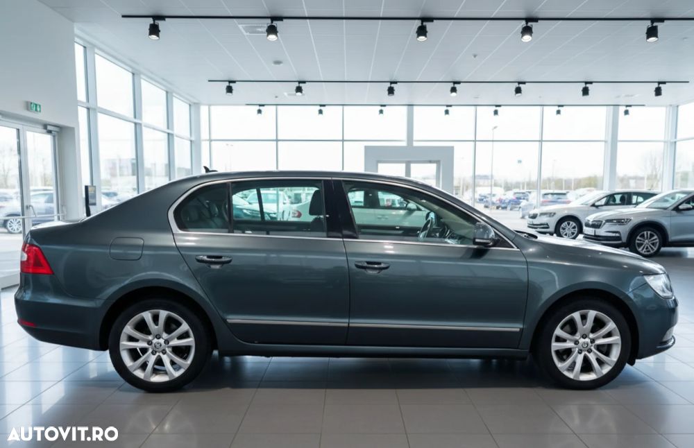 Skoda Superb 2.0 TDI PD Comfort - 3